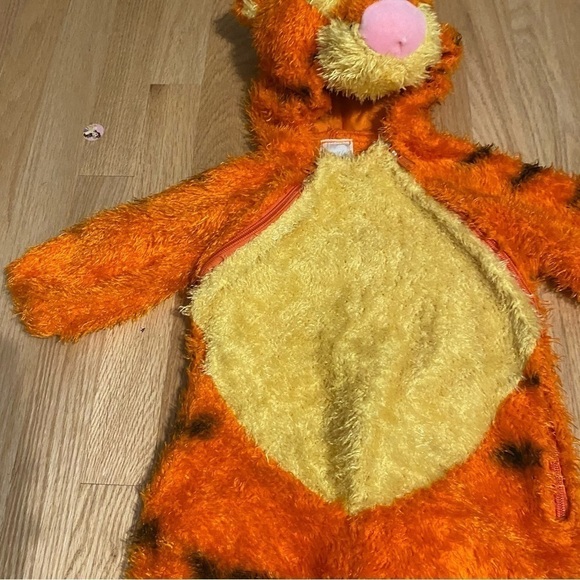 Disney Tigger Fuzzy Body Suit Costume 12 mos Orange Halloween Pooh Disney - Picture 4 of 7